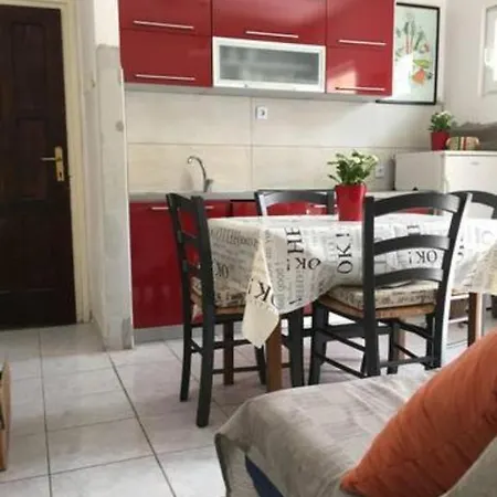 Under The Fig Tree *